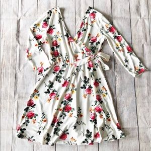 No Boundaries Cinched Faux Wrap Dress White Pink M